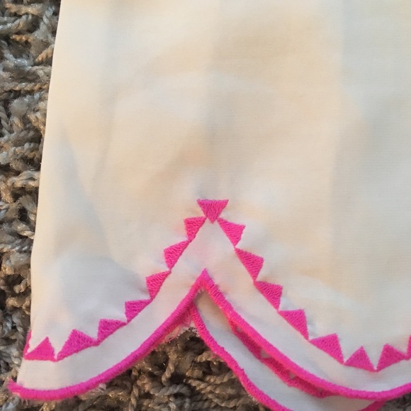 🌸5 for $25👚 NWT white semi-sheer blouse - Picture 3 of 7